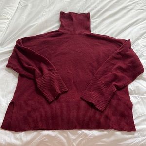 J crew women’s maroon turtle neck size M